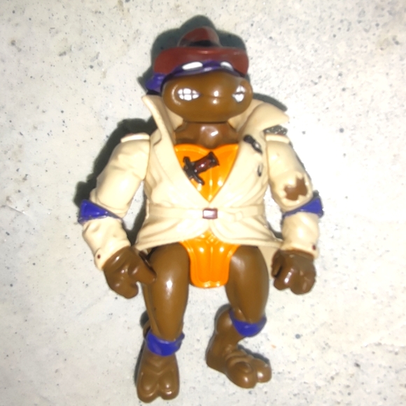 TEENAGE MUTANT NINJA TURTLES TMNT 1990 DONATELLO UNDERCOVER DON FIGURE - Picture 3 of 4